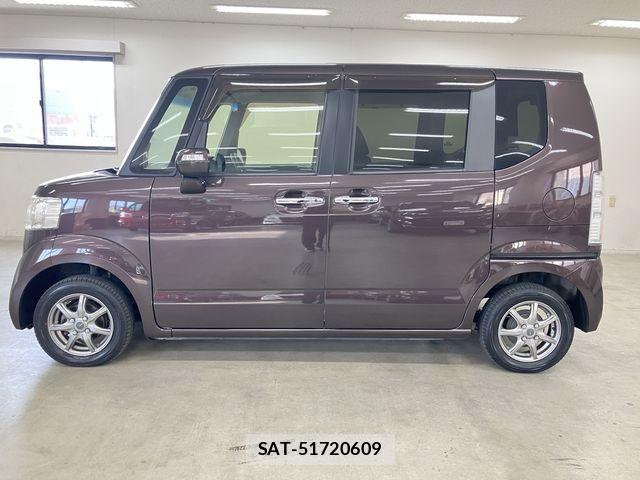 Honda N BOX 2016-06 8208994-26