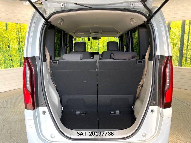 Honda N BOX 2024-09 8208917-9