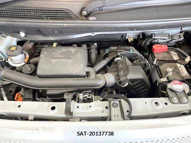 Honda N BOX 2024-09 8208917-19