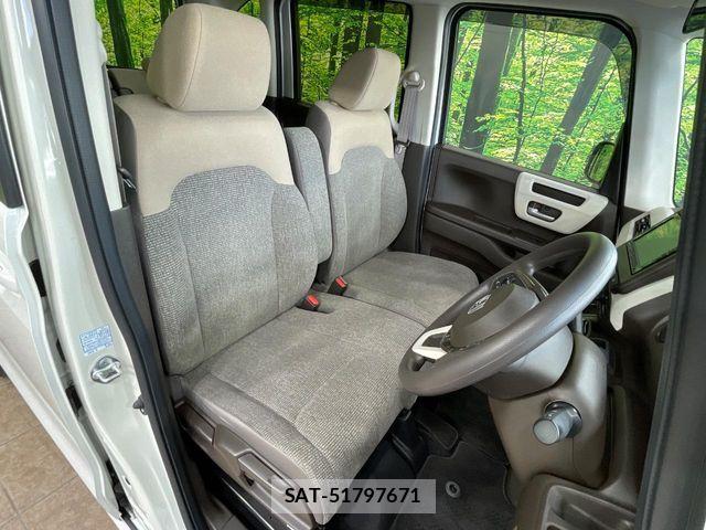 Honda N BOX 2023-06 8208942-7