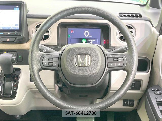 Honda N BOX 2026-02 8208913-10