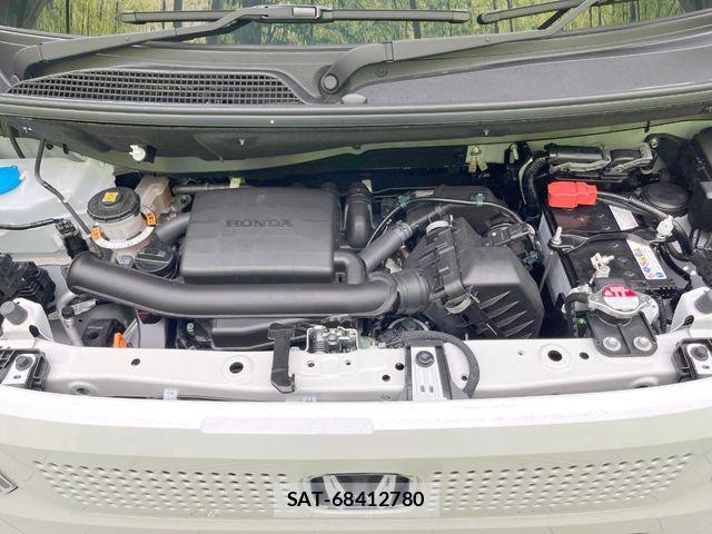 Honda N BOX 2026-02 8208913-17