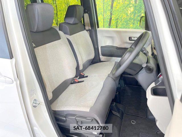 Honda N BOX 2026-02 8208913-7