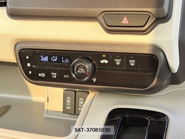 Honda N BOX 2018-08 8208962-14