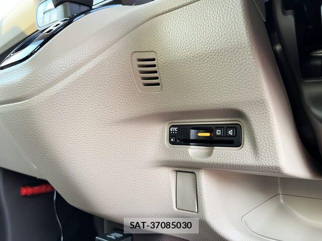 Honda N BOX 2018-08 8208962-15