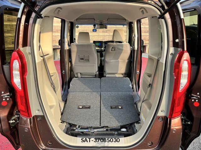 Honda N BOX 2018-08 8208962-21