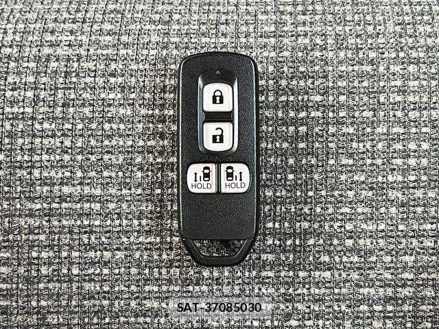Honda N BOX 2018-08 8208962-25