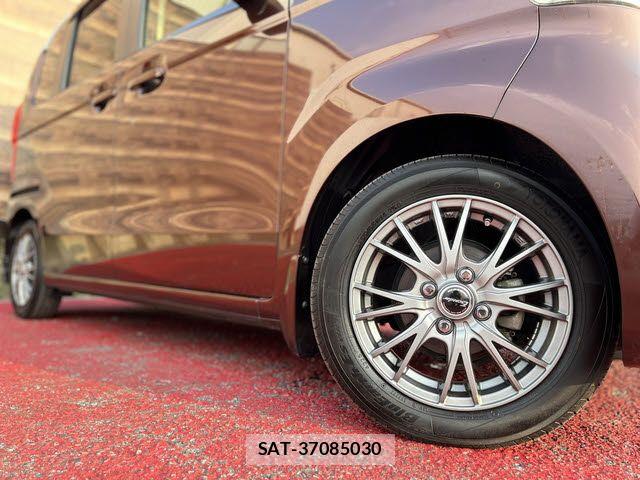 Honda N BOX 2018-08 8208962-26