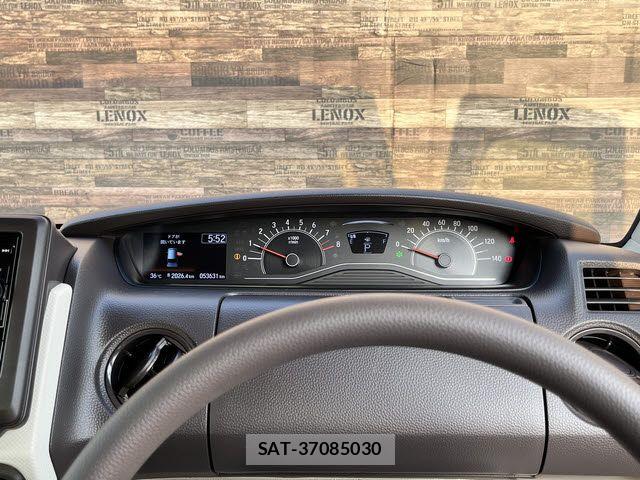 Honda N BOX 2018-08 8208962-7