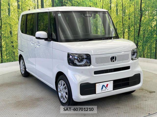 Honda N BOX 2025-05 8208920-16
