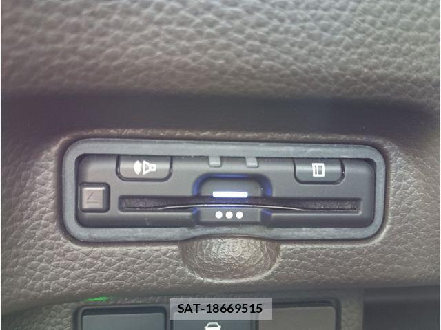 Honda N BOX 2021-06 8208979-16