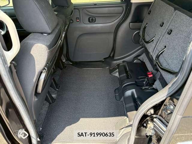 Honda N BOX 2017-08 8208989-16