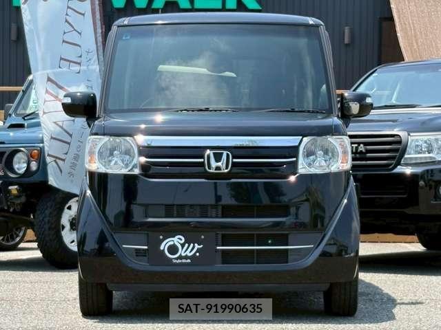 Honda N BOX 2017-08 8208989-1