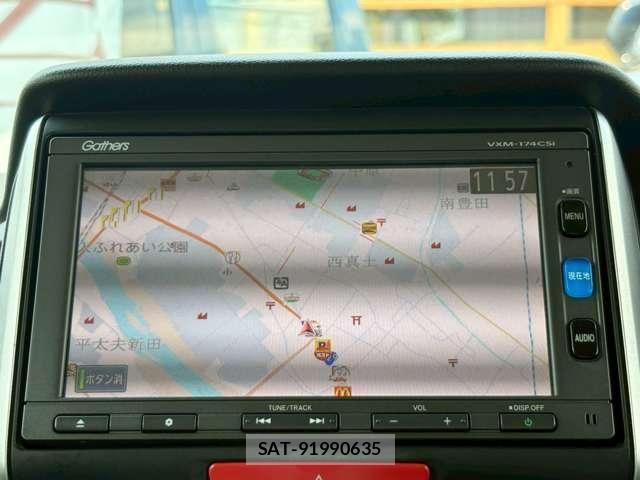 Honda N BOX 2017-08 8208989-21