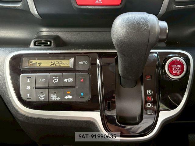 Honda N BOX 2017-08 8208989-25