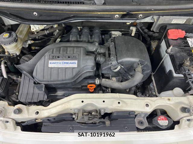 Honda N BOX 2013-11 8208982-18
