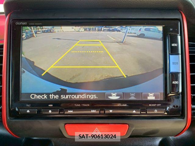 Honda N BOX 2015-03 8208996-17