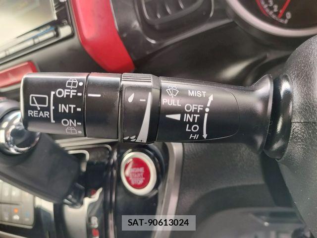 Honda N BOX 2015-03 8208996-22