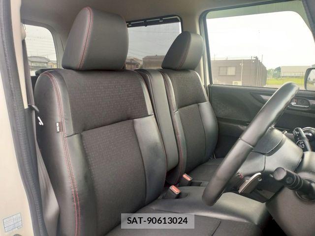 Honda N BOX 2015-03 8208996-5