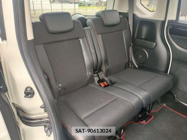 Honda N BOX 2015-03 8208996-7
