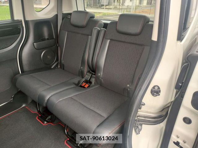 Honda N BOX 2015-03 8208996-8