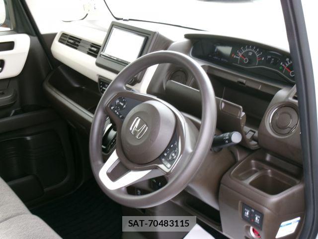 Honda N BOX 2021-12 8208960-17