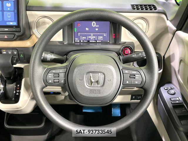 Honda N BOX 2024-12 8208928-12