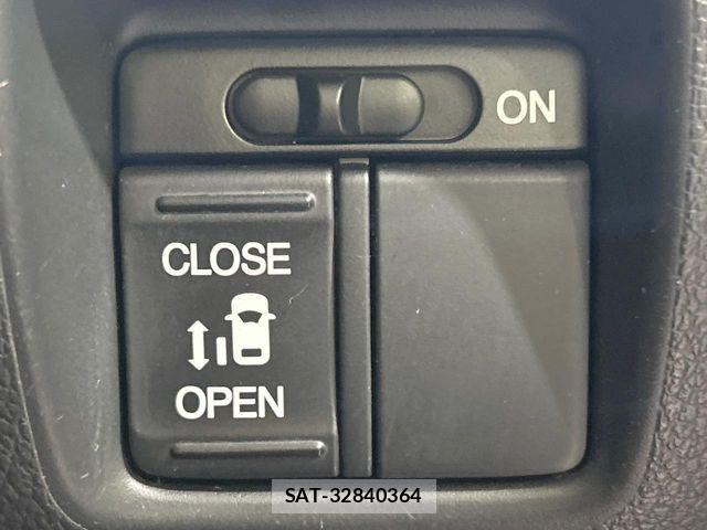 Honda N BOX 2015-08 8208970-5