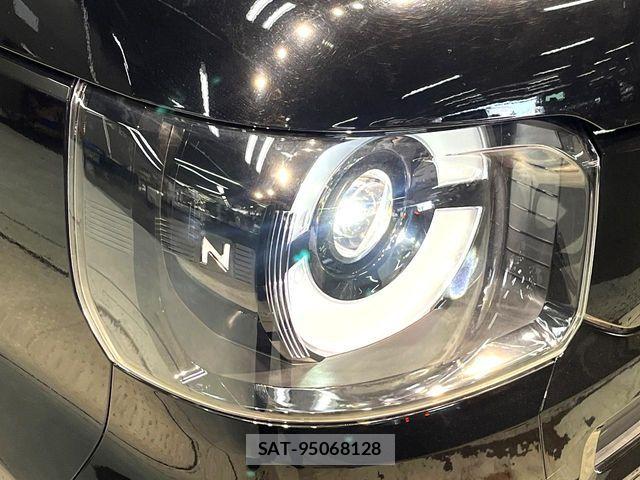 Honda N BOX 2025-10 8208905-11