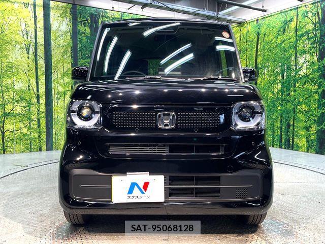 Honda N BOX 2025-10 8208905-13