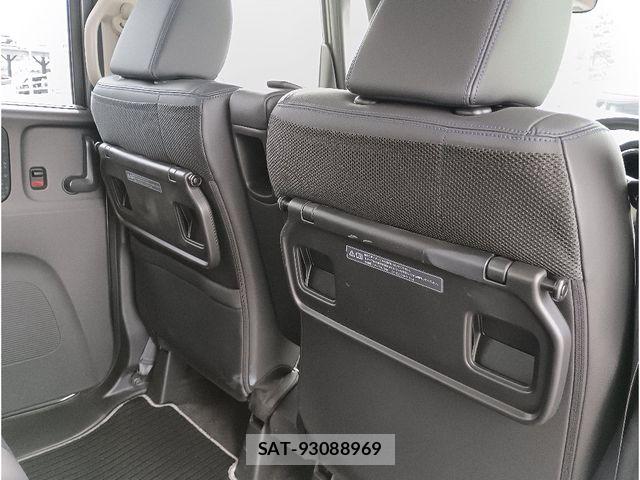 Honda N BOX 2015-05 8208972-9