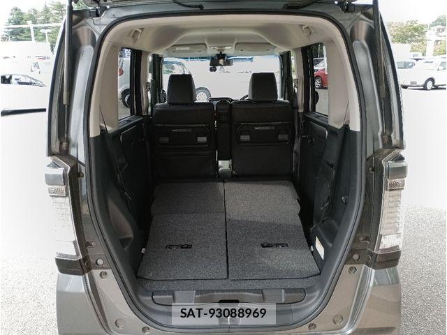 Honda N BOX 2015-05 8208972-12