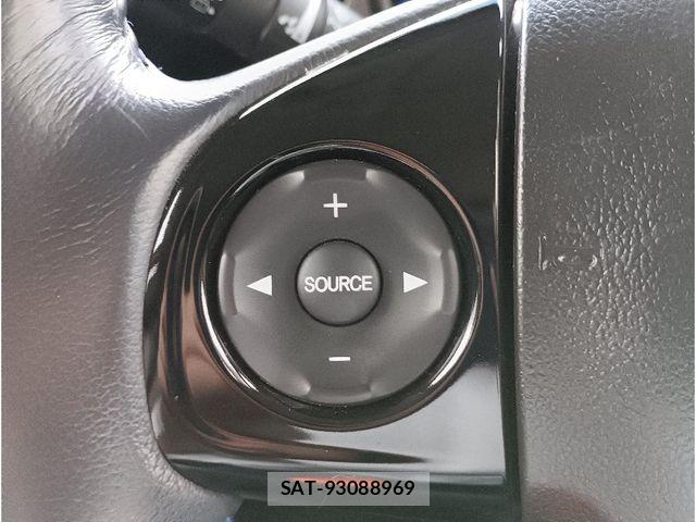 Honda N BOX 2015-05 8208972-18