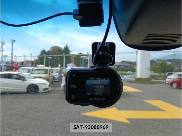 Honda N BOX 2015-05 8208972-25