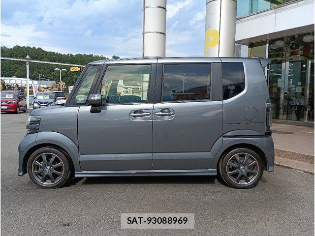 Honda N BOX 2015-05 8208972-4