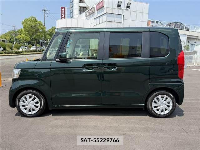 Honda N BOX 2021-12 8208957-11