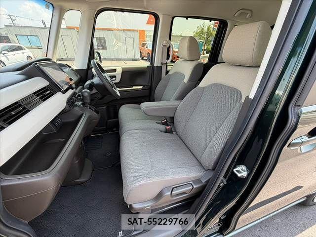 Honda N BOX 2021-12 8208957-16
