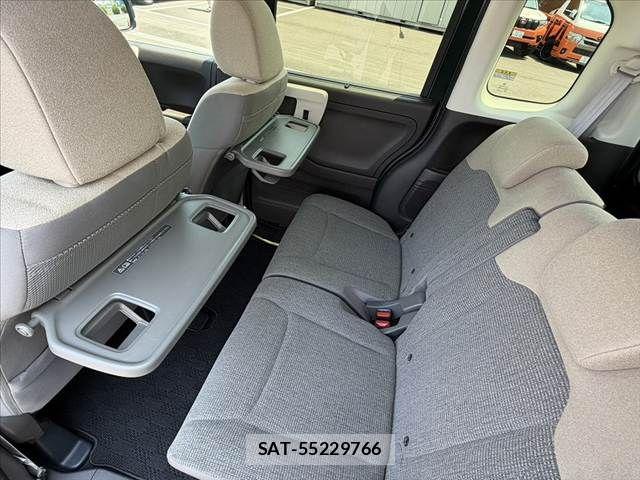 Honda N BOX 2021-12 8208957-21