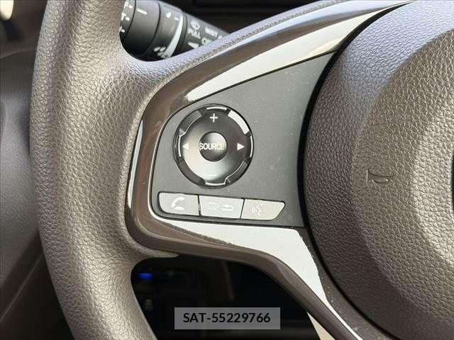 Honda N BOX 2021-12 8208957-26