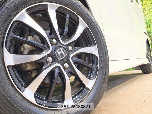 Honda N BOX 2019-06 8208941-12