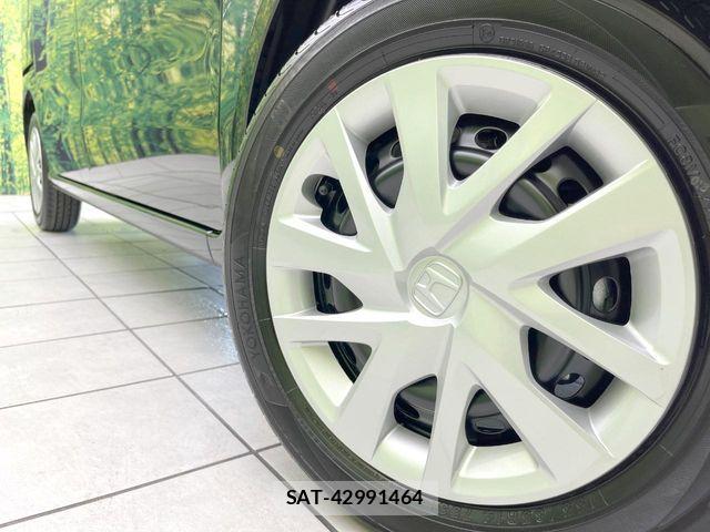Honda N BOX 2026-06 8208922-12