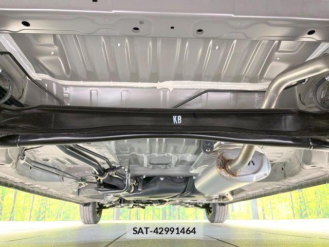 Honda N BOX 2026-06 8208922-18
