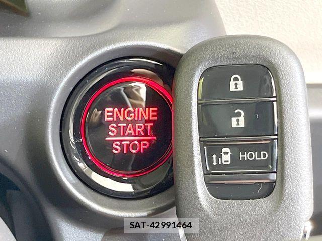 Honda N BOX 2026-06 8208922-4