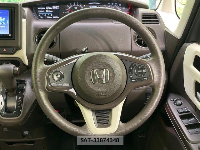 Honda N BOX 2023-05 8208938-10