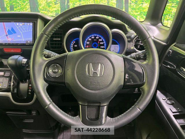 Honda N BOX 2013-09 8208976-10
