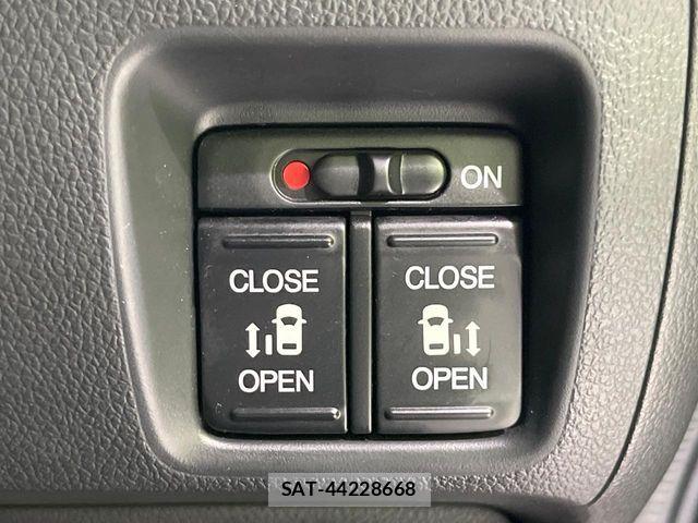 Honda N BOX 2013-09 8208976-4