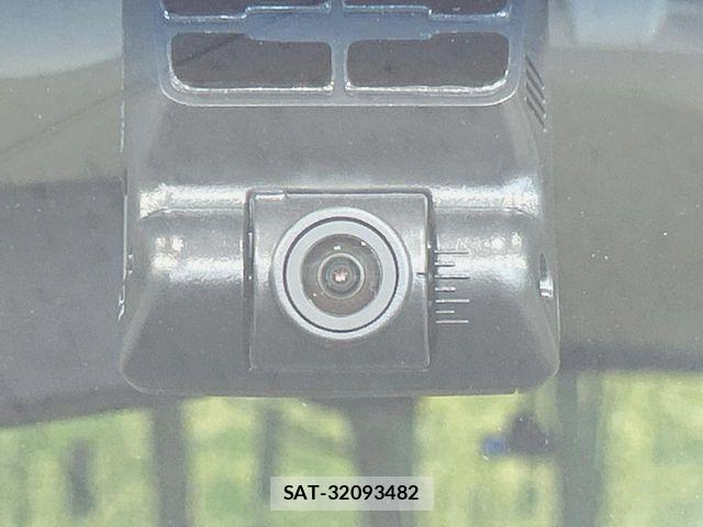 Honda N BOX 2021-06 8208958-6