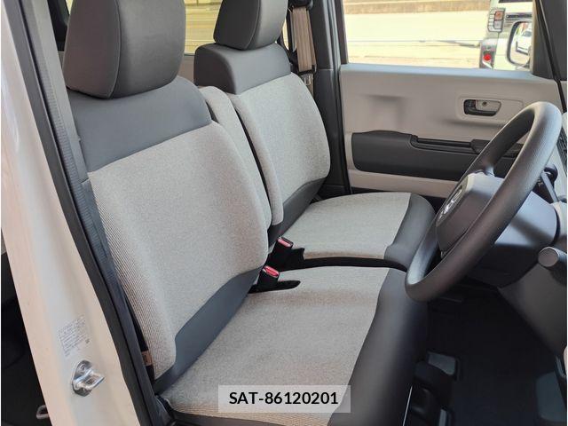 Honda N BOX 2024-02 8208963-10