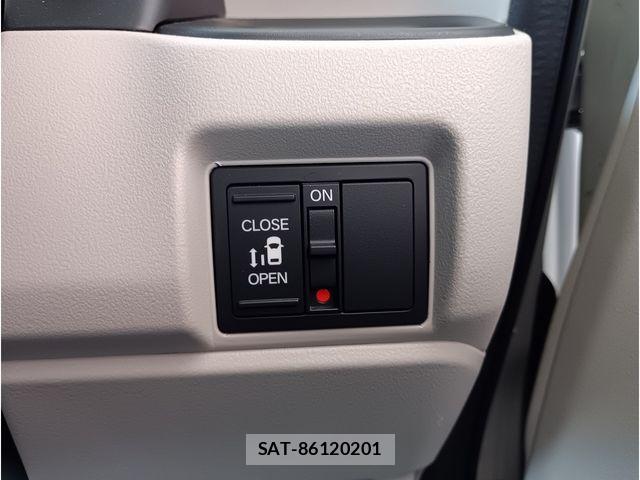 Honda N BOX 2024-02 8208963-15