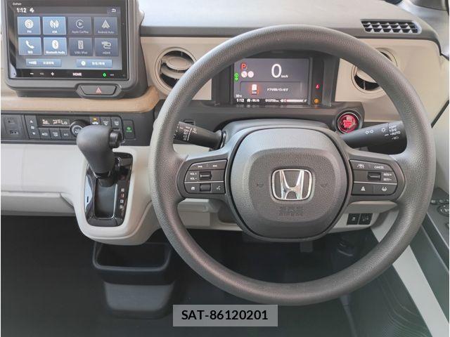Honda N BOX 2024-02 8208963-1
